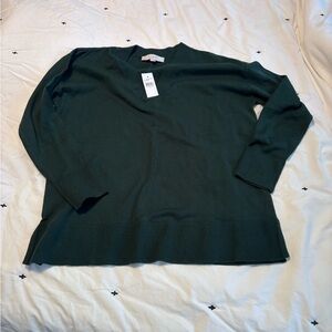 NWT Dark Green V-Neck Oversized Sweater